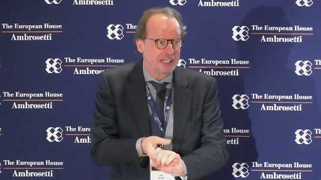 Feedback and coaching, essential skills for an effective leader