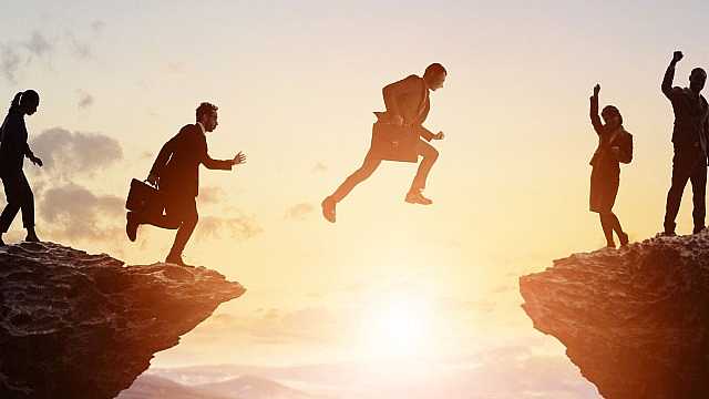 Il leader come allenatore: ispirare all’eccellenza, allenare l’antifragilità, misurare la performance