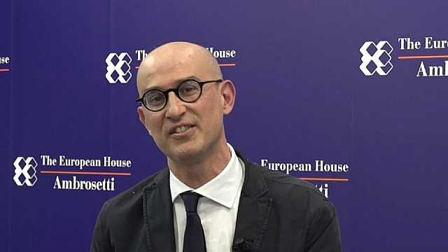 Filosofia e management. La persuasione da Platone a Hannah Arendt: le parole e le cose