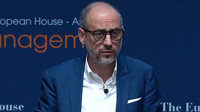 Affrontare le sfide della vita con umorismo e sana leggerezza 