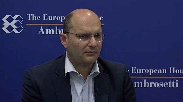 E-mobility revolution: il futuro della mobilità